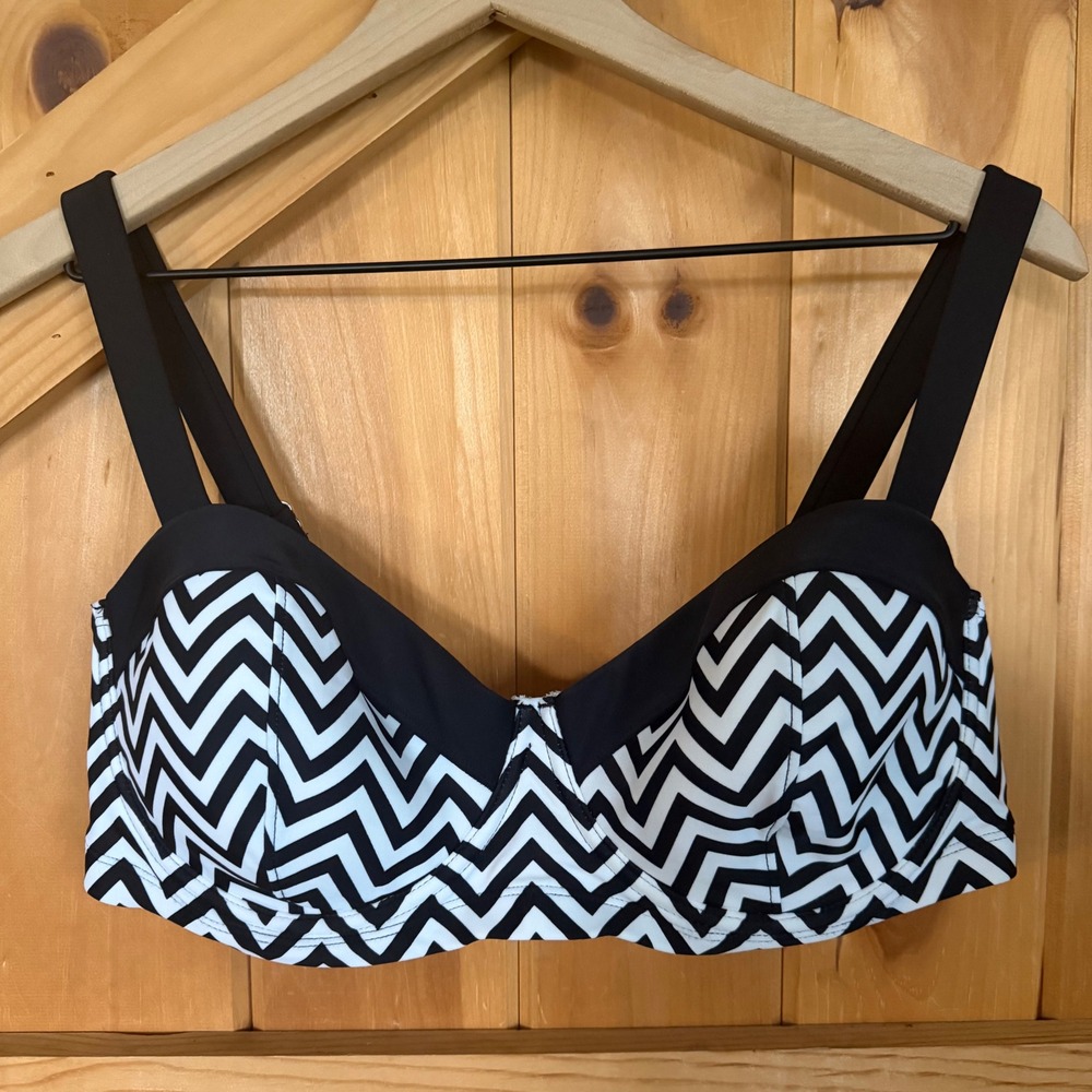 Ava Viv Chevron Bikini Top 16W Black White‎ Zig Zag Underwire Adjustable Straps